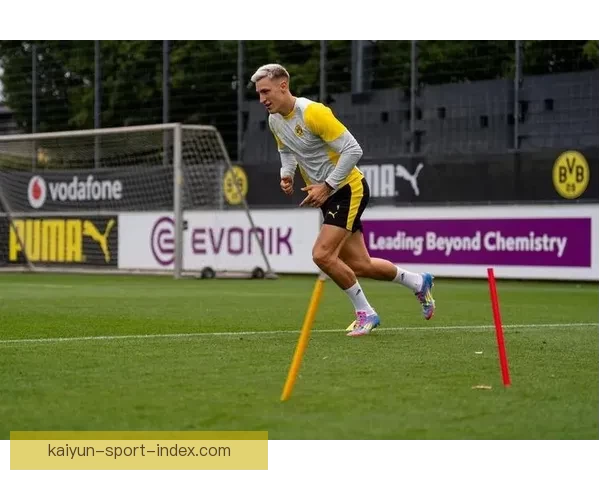 施洛特贝克谈未来去留：愿留多特但前提是谈判顺利推进